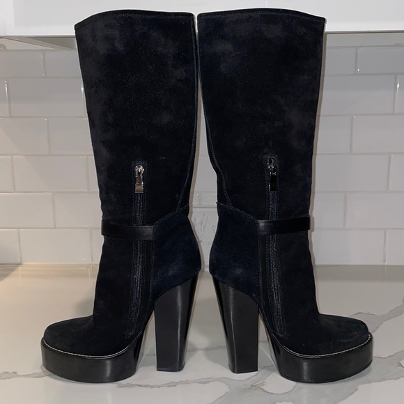 BALENCIAGA BLACK SUEDE BOOTS MADE IN ITALY SIZE 37 (7 US) - Picture 10 of 17